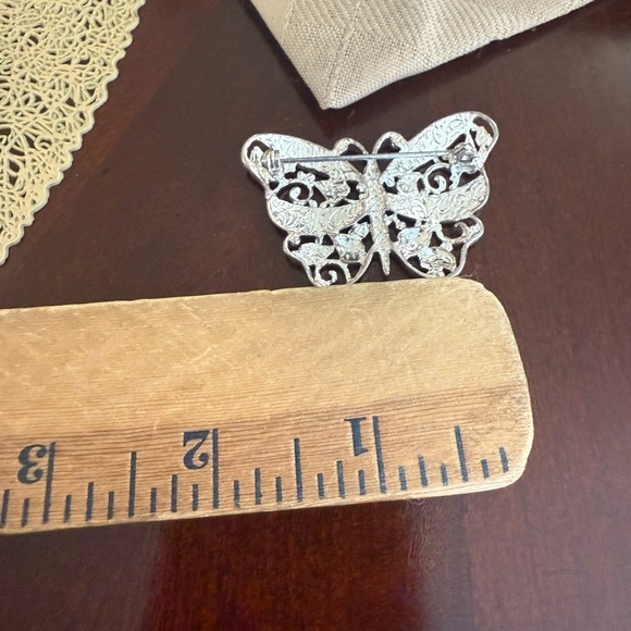 Vintage Silver Tone Tone Brooch - Picture 3 of 3